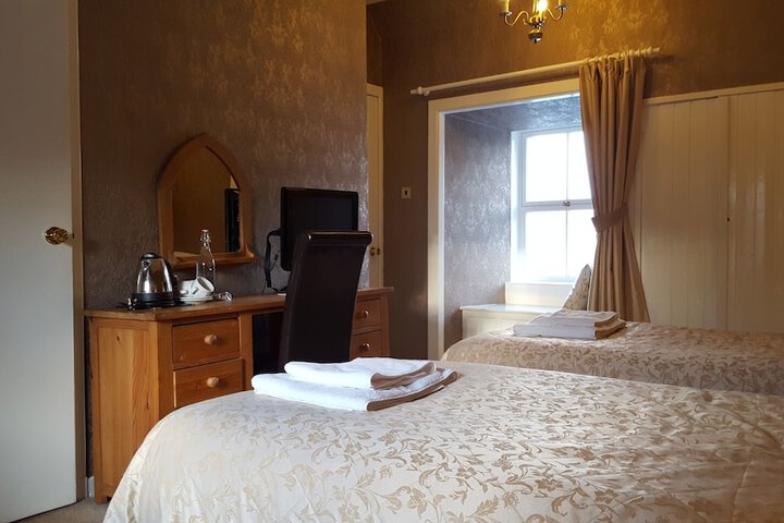 Room 19 of 37