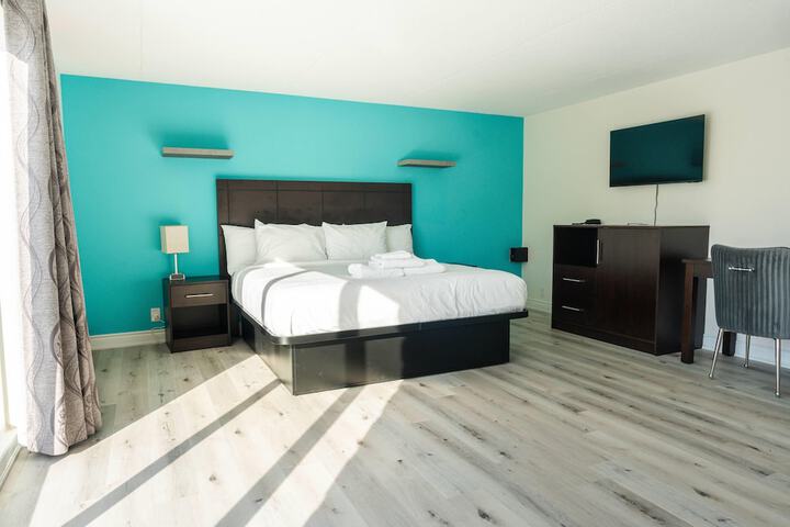 Room 15 of 27