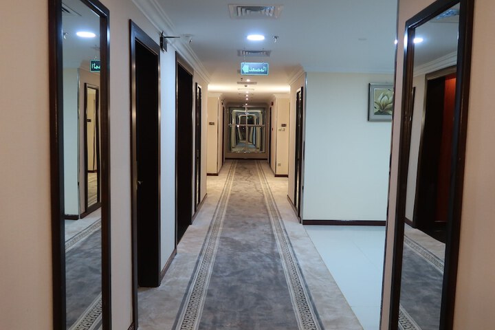 Ballroom/Hall 51 of 61