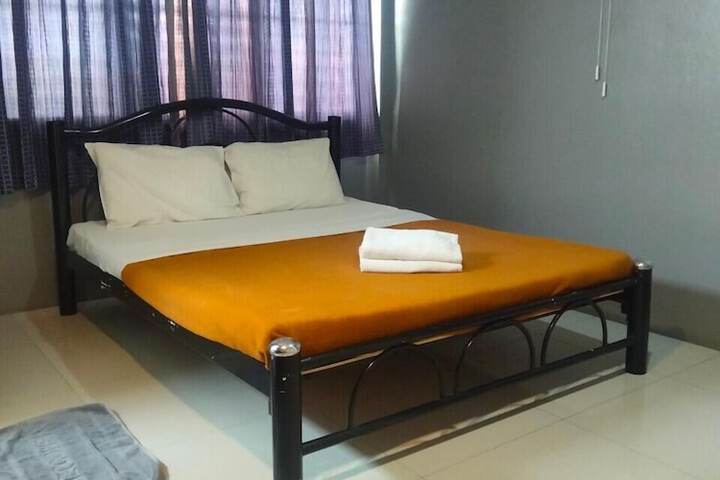 Room 12 of 47