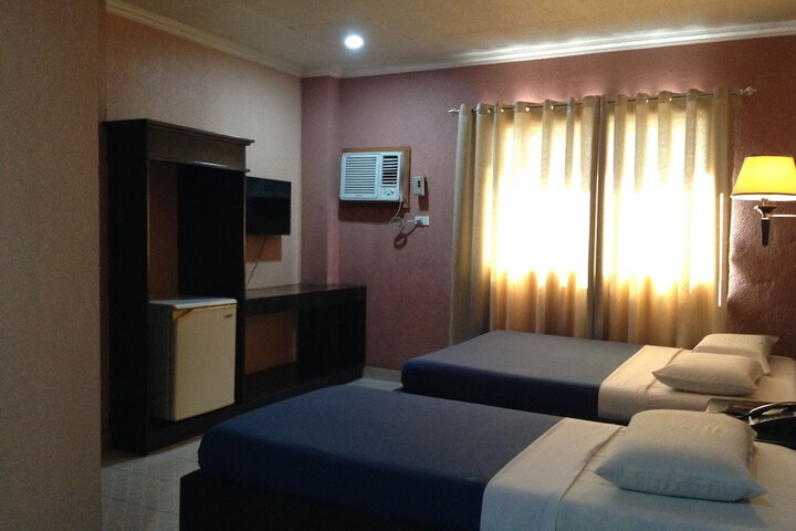 Room 16 of 35