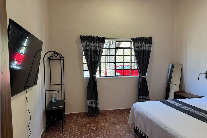Room 15 of 37