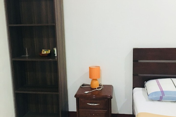 Room 21 of 74