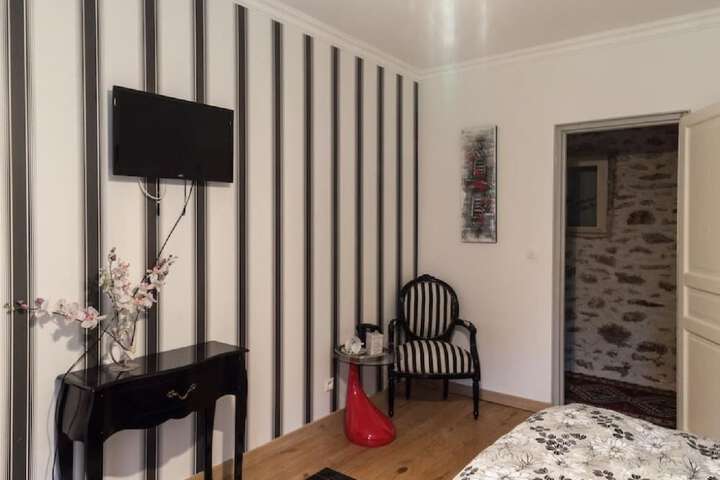 Room 13 of 15