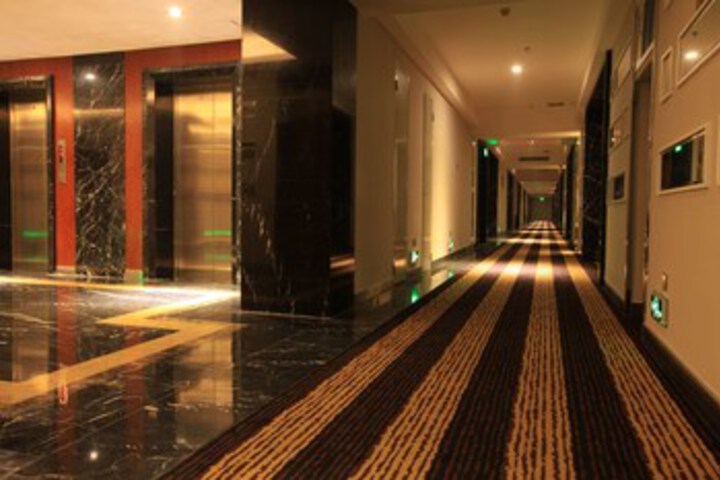 Ballroom/Hall 4 of 20