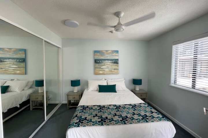 Room 10 of 40