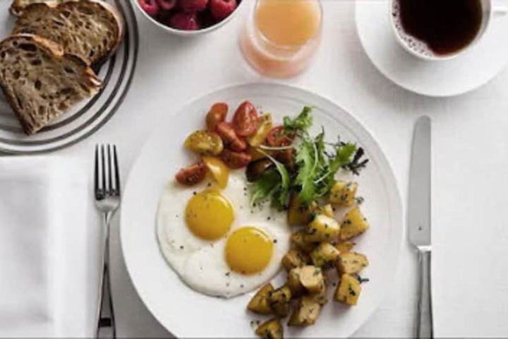 Breakfast meal
