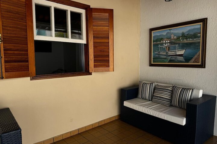 Room 18 of 66