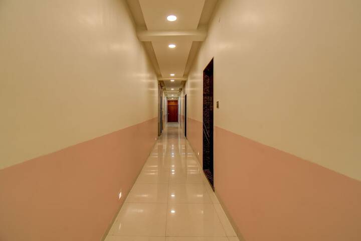 Hotel Interior 5 of 16