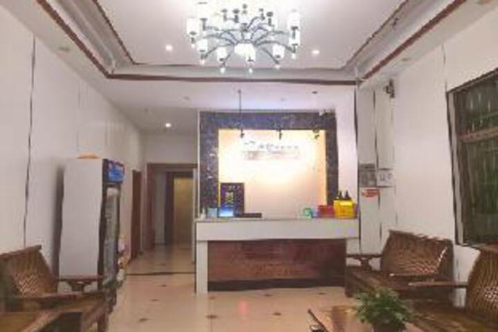 Sanya Qiao Fu Business Hotel