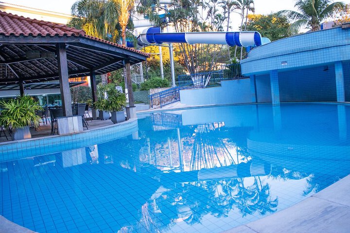 Pool 51 of 95