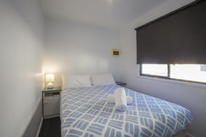 Room 108 of 876