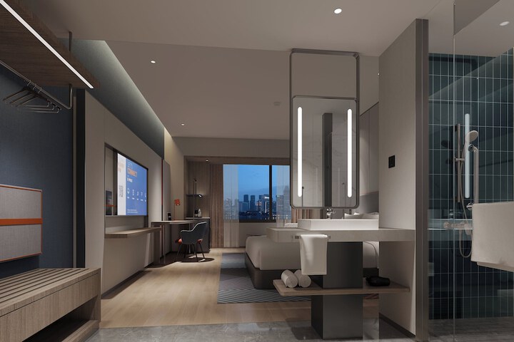 Room 10 of 53