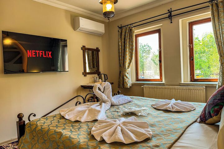 Room 42 of 65