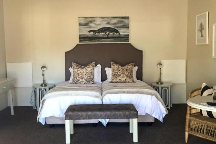 General 8 of 24