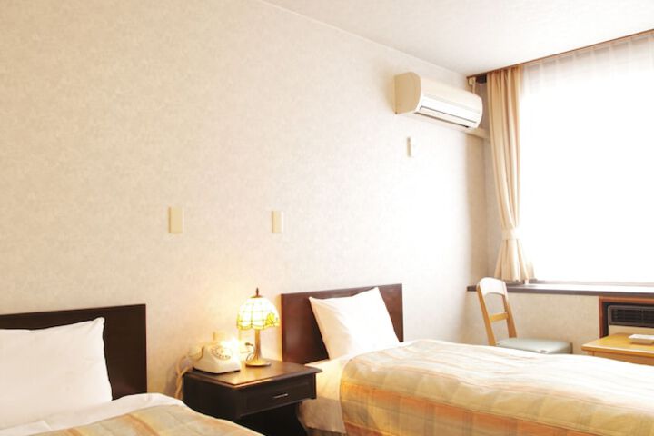 Room 5 of 52