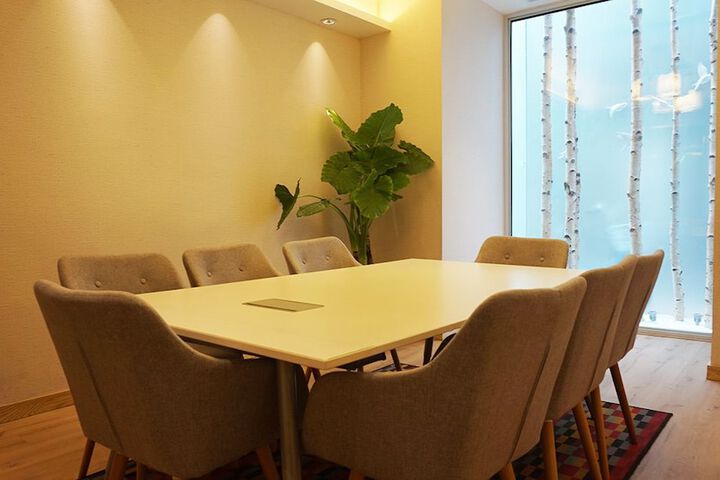 Business Center 38 of 45