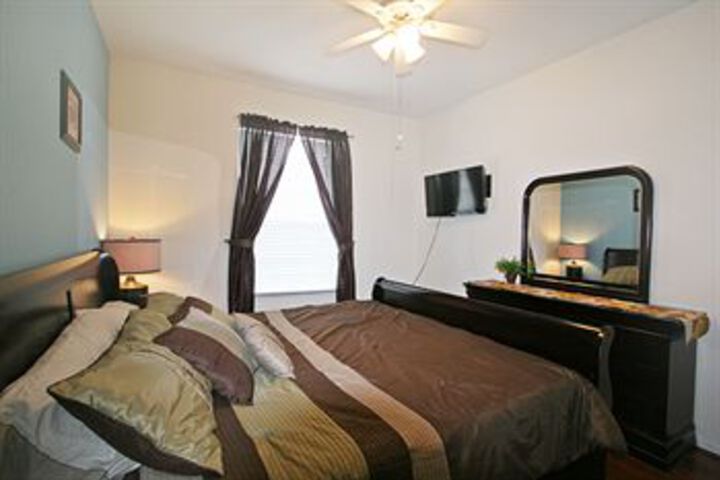 Room 18 of 43
