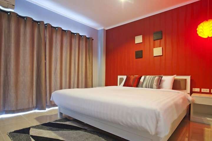 Room 16 of 22