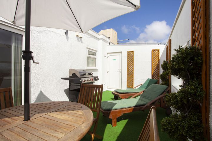 Terrace/Patio 56 of 60