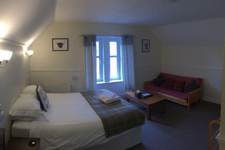 Room 6 of 29