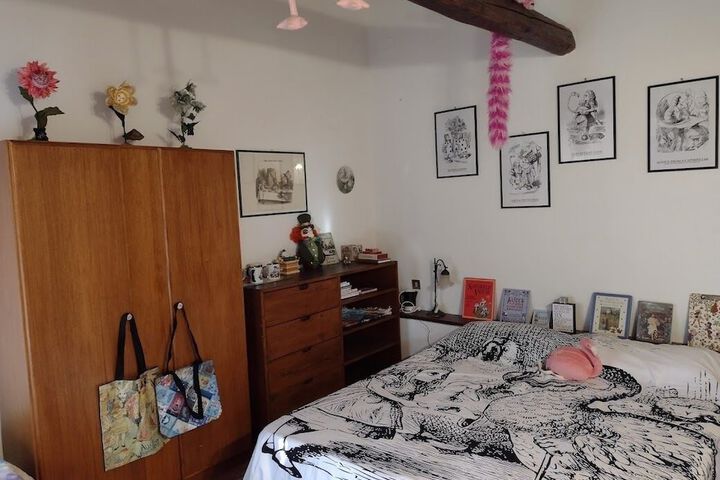Room 7 of 34