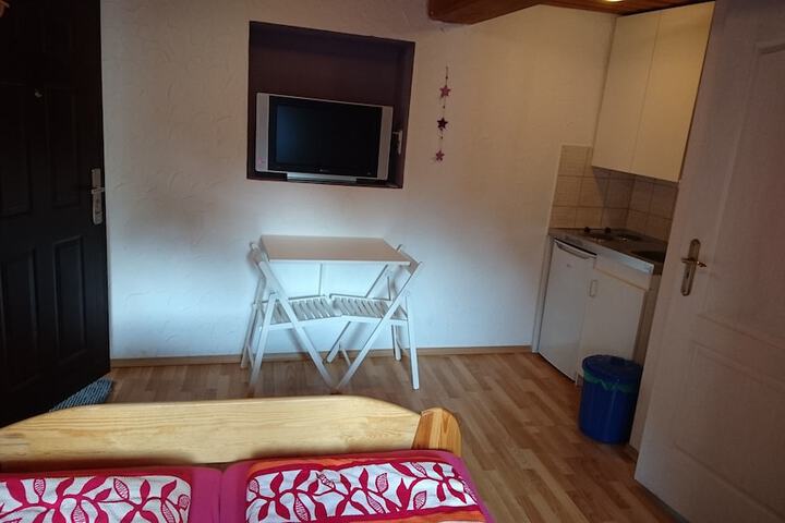 Room 8 of 63