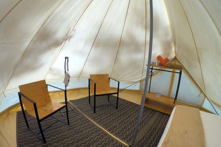 Room 27 of 106