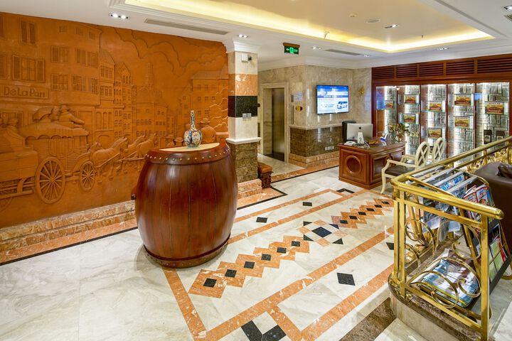 Hotel Interior 4 of 247
