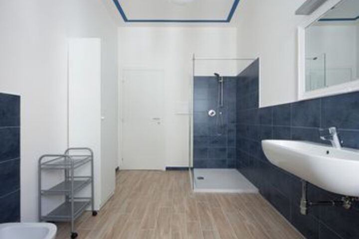Room 3 of 22