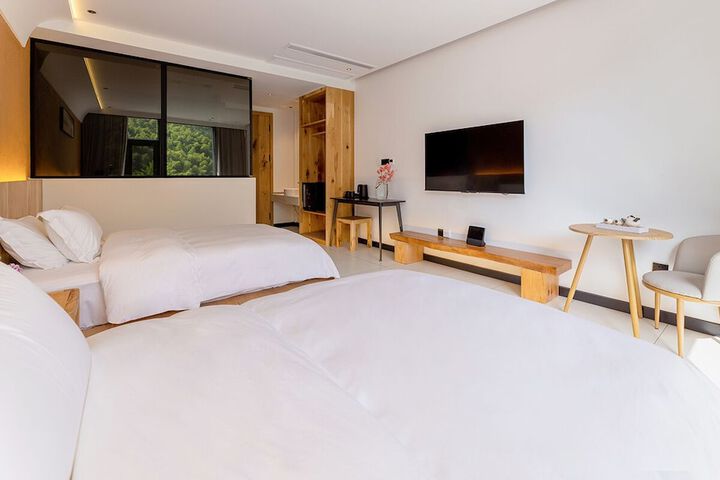 Room 55 of 159