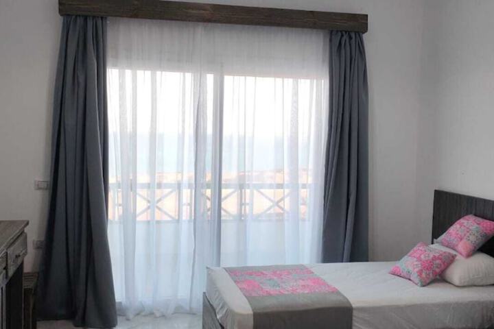 Room 20 of 43
