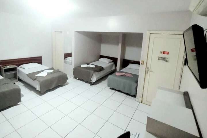 Room 12 of 23