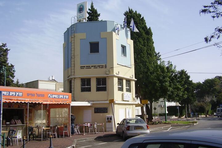 Hotel 74 of 78