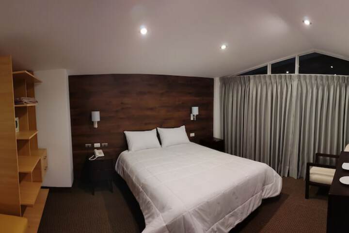 Room 11 of 39