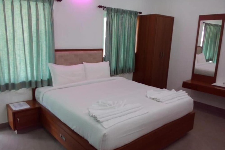 Room 3 of 11