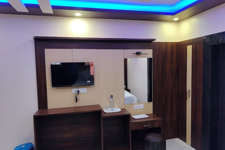 Room 4 of 22