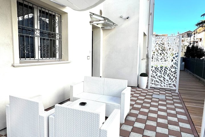 Terrace/Patio 40 of 112