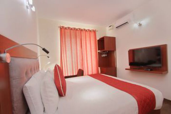 Room 5 of 19