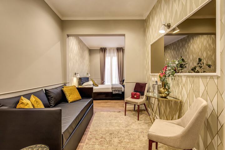 Room 52 of 95