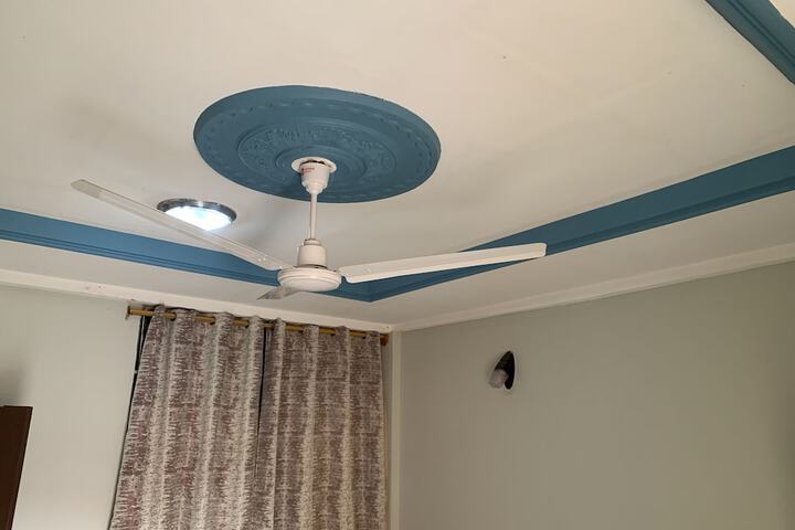 Room 8 of 40