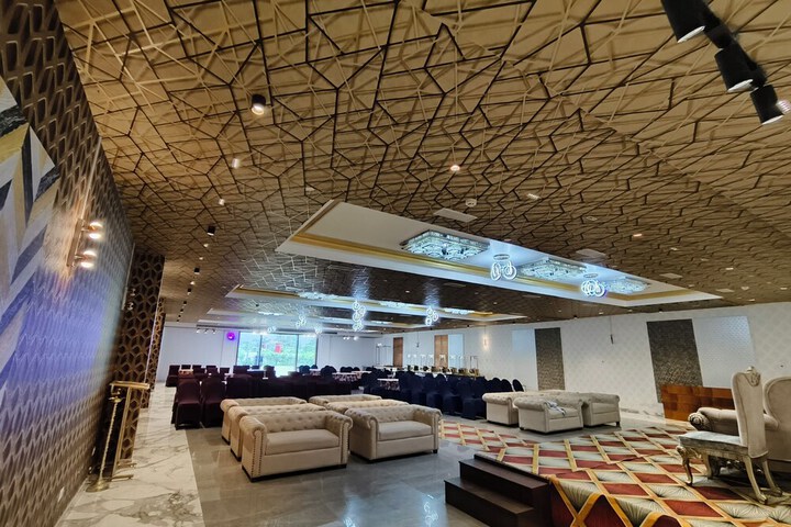 Ballroom/Hall 68 of 94