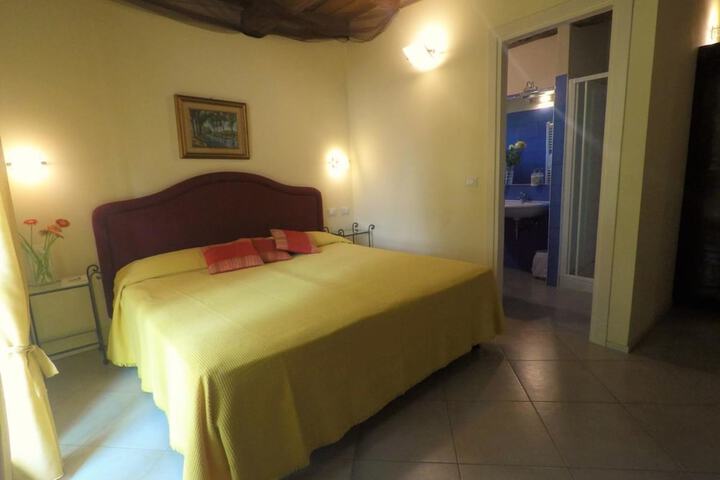 Room 5 of 47