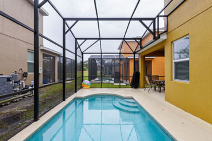 Pool 514 of 687