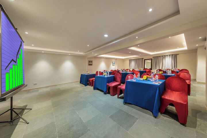 Business Center 19 of 20