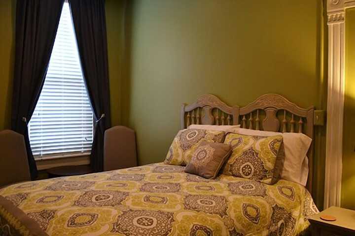 Room 3 of 23