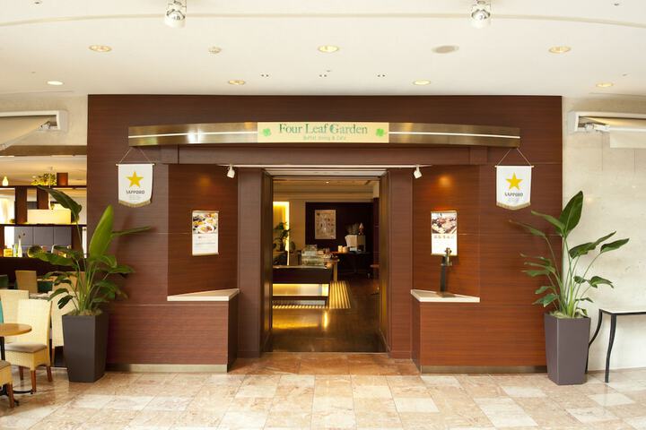 Dining Photos