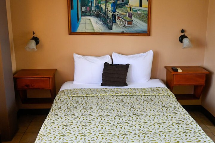 Room 85 of 269