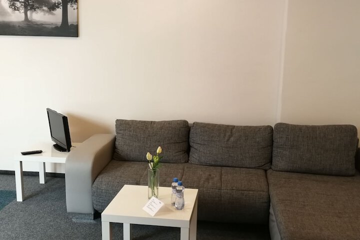 Room 30 of 84