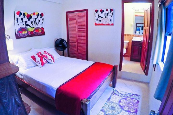 Room 2 of 20